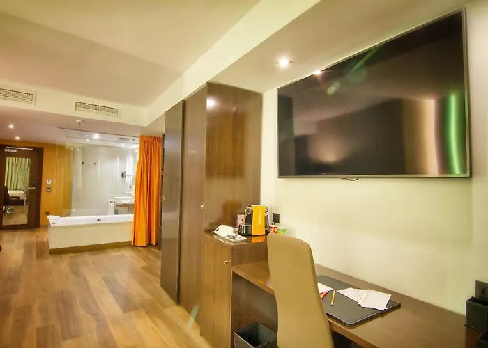 Mb Boutique - Adults Recommended